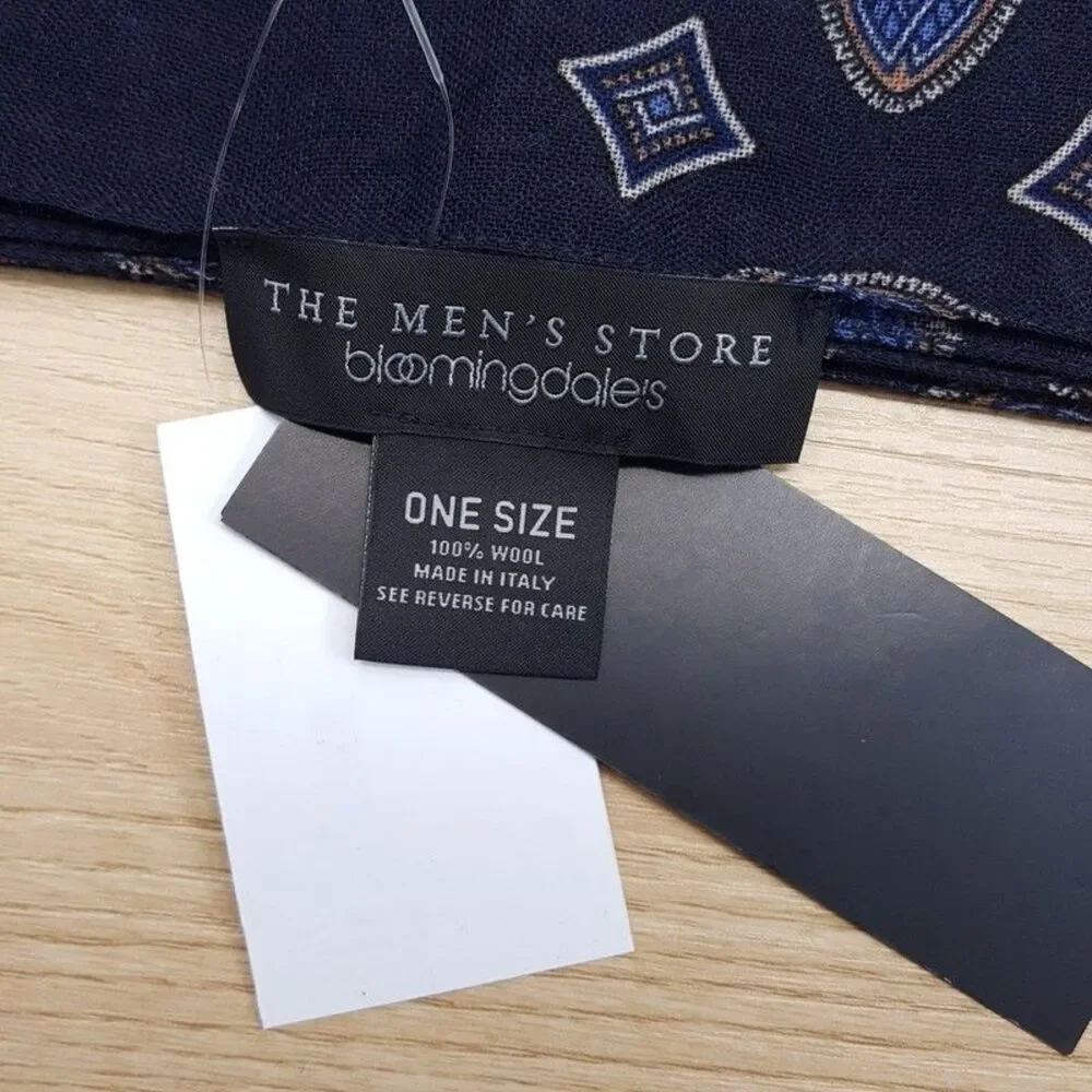 BLOOMINGDALES Mens Store Scarf Navy 100% Wool Geo Medallion Lightweight $198
